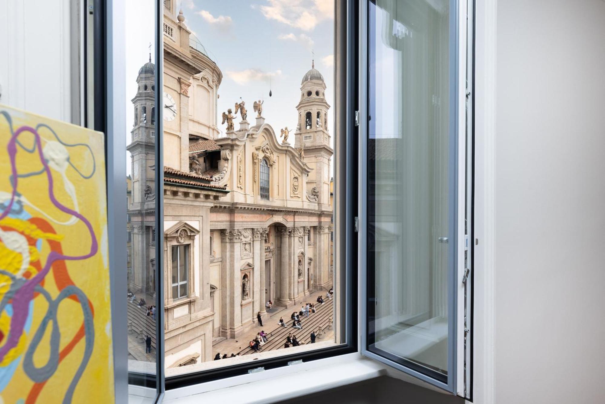 Living Uniqc Apartment - Duomo ミラノ エクステリア 写真