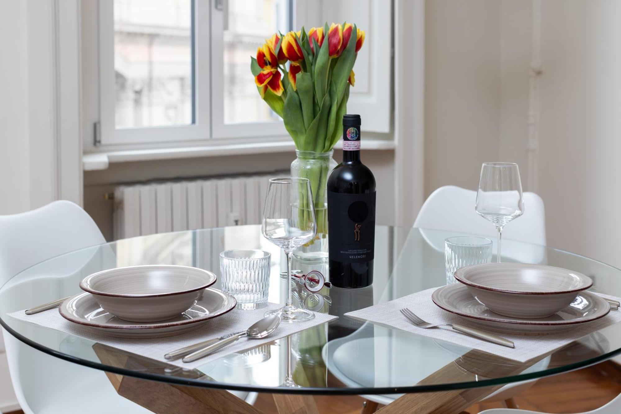 Living Uniqc Apartment - Duomo ミラノ エクステリア 写真